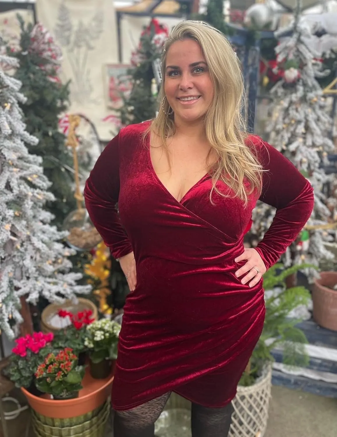 IN'VOLAND Womens Plus Size Long Sleeve Velvet Bodycon Dresses Ruched Wrap V Neck Cocktail Party Dress